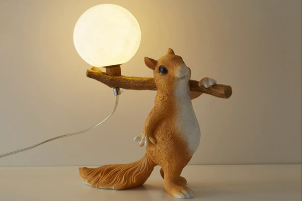 Bring the Outdoors In: Natural Squirrel Table Lamp