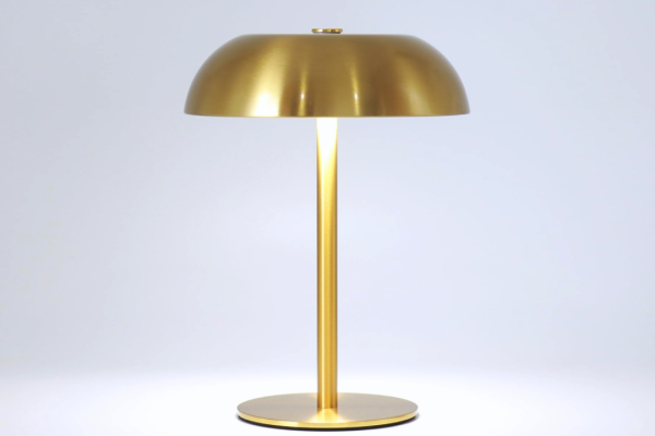 Portable Battery-Powered Brass Mushroom Table Lamp for Bar Counters