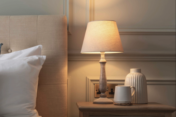 Enhance Your Bedroom with an English Country Table Lamp